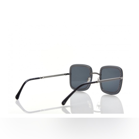 CHANEL PEARL CHAIN SUNGLASSES : $1100 main image 3